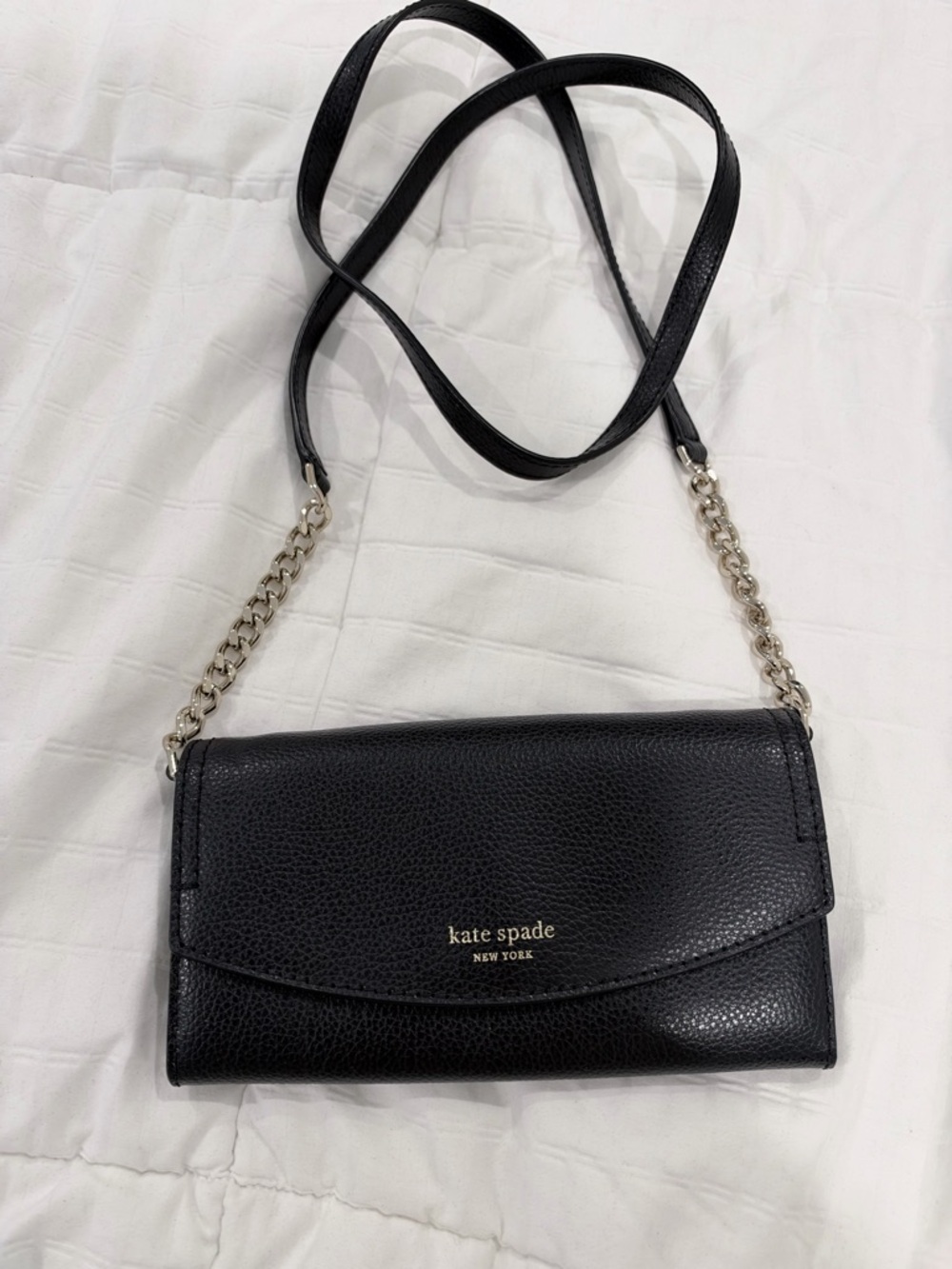 kate spade Black Pebbled Leather Chain-Strap Crossbody Wallet